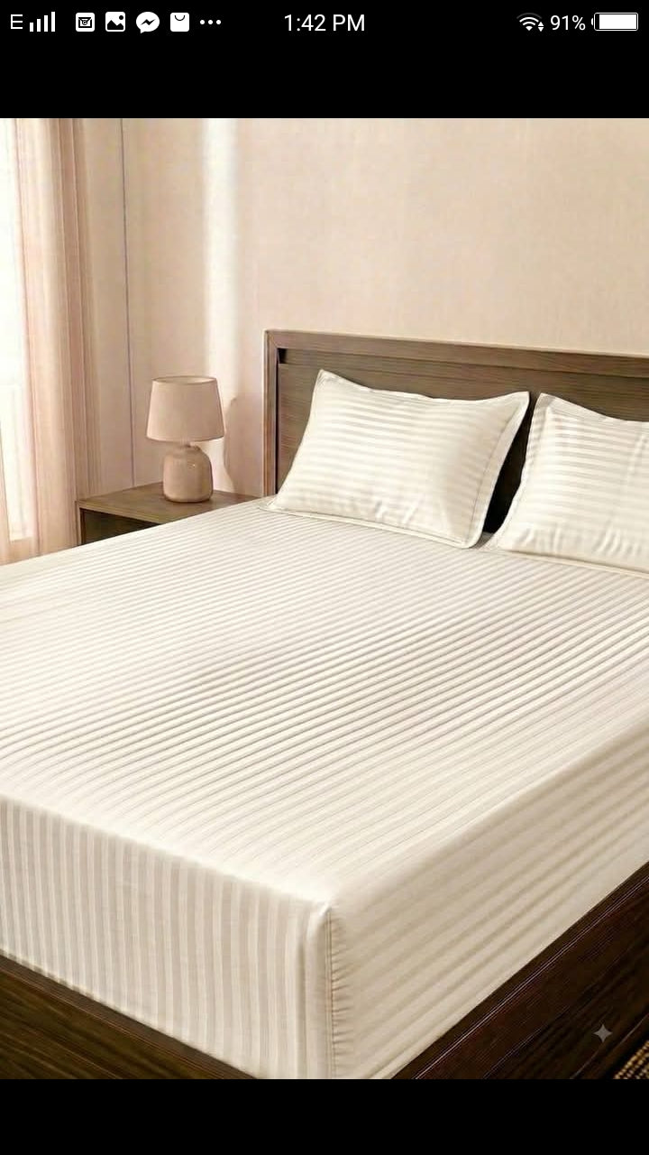 Microfiber King Size Fitted Bedsheet with 2 Pillow Covers